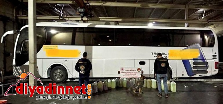 Gürbulak Gümrük Kapısı'nda 345 kilogram sıvı uyuşturucu ele geçirildi