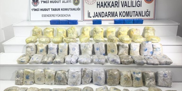 Hakkari'nin İran sınırında 127 kilogram eroin ele geçirildi