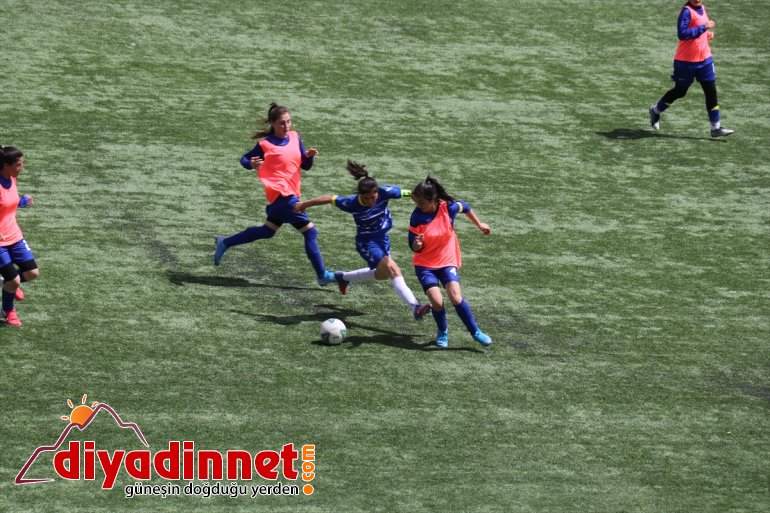 Kadın Futbol Takımı3