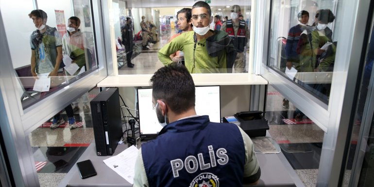 MALATYA - Afganistan uyruklu 227 düzensiz göçmen daha ülkelerine gönderildi1