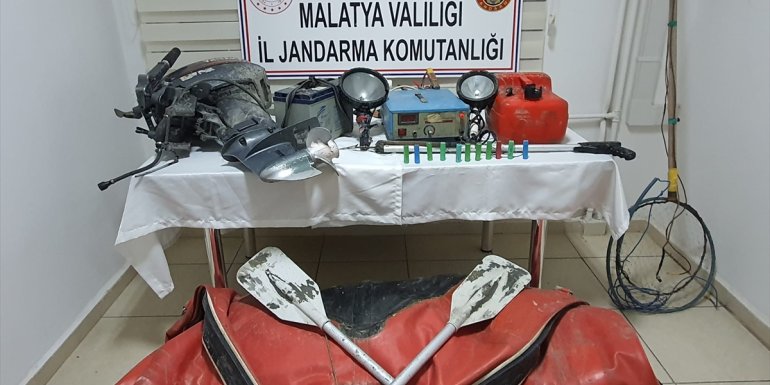 Malatya'da elektroşokla balık avlayan 4 kişiye 59 bin 440 lira ceza