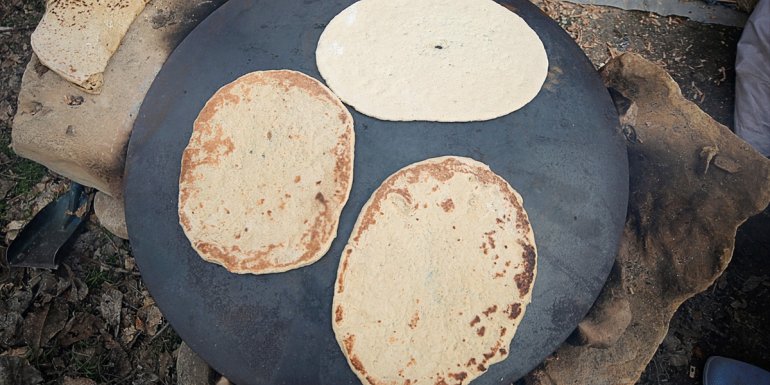 TÜRKİYE'NİN EKMEK KÜLTÜRÜ - Ekşi hamurla mayalanan 'sac ekmeği' köy sofralarına lezzet katıyor