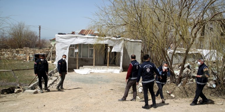 Van'da 35 düzensiz göçmen yakalandı