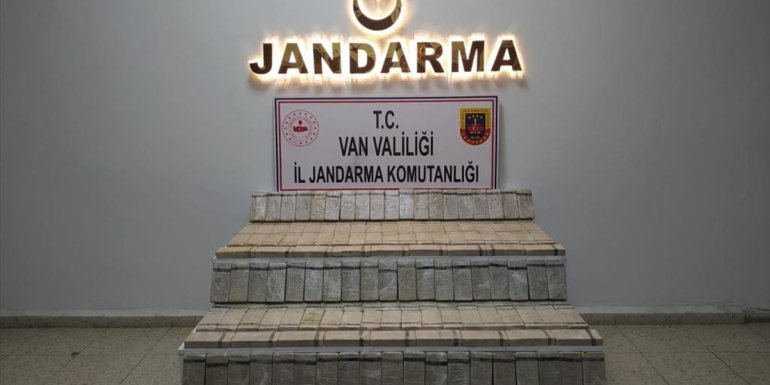 Van'da 102 kilogram eroin ele geçirildi