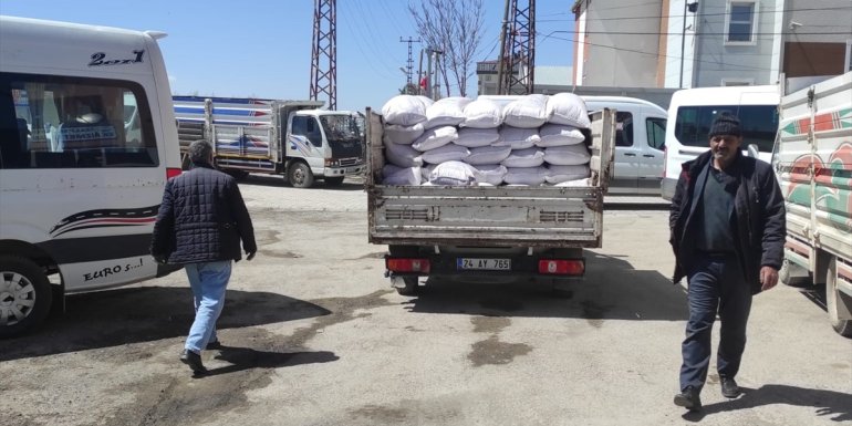 Van'da 226 çiftçiye 100 ton arpa tohumu dağıtıldı