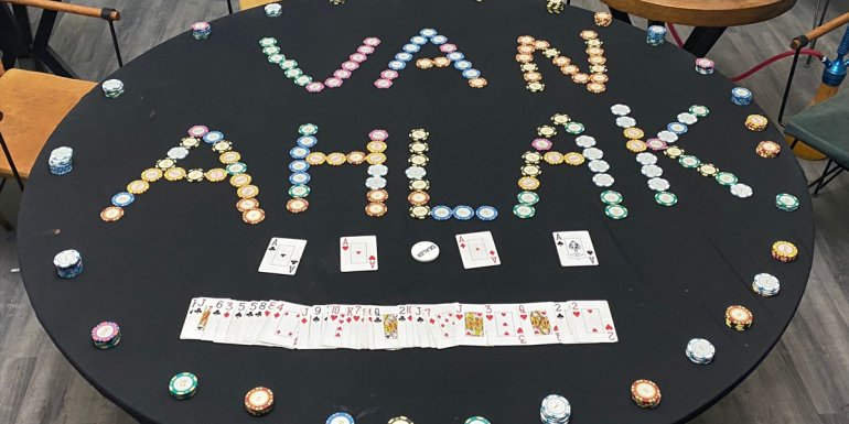 Van'da kumar oynayan 8 kişiye 14 bin 552 lira ceza