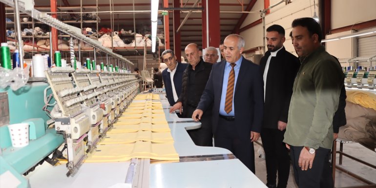 Tekstil atölyesine dönüştürülen atıl bina 130 kişiye iş kapısı oldu