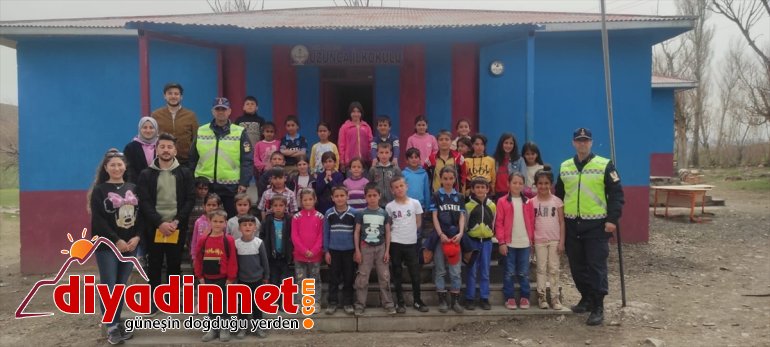 öğrencilere jandarma verdi seminer Ağrı