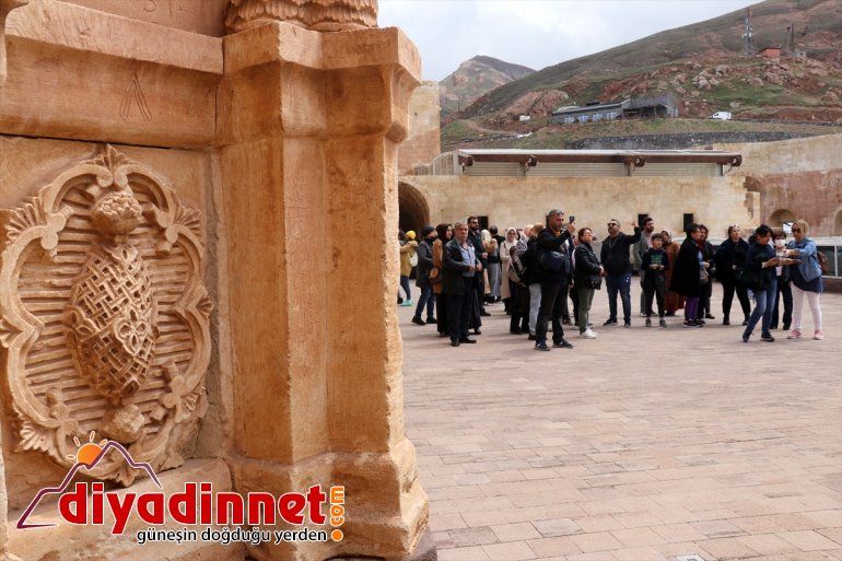 ardından Sarayı, da rekorunun yılki geçen ziyaretçi bayramı geçirdi yoğun AĞRI İshak - Paşa 5