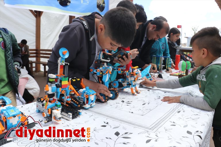 Yardımcısı şenliğinin bilim AĞRI - Milli konuştu açılışında Yılmaz, Eğitim Bakan 1