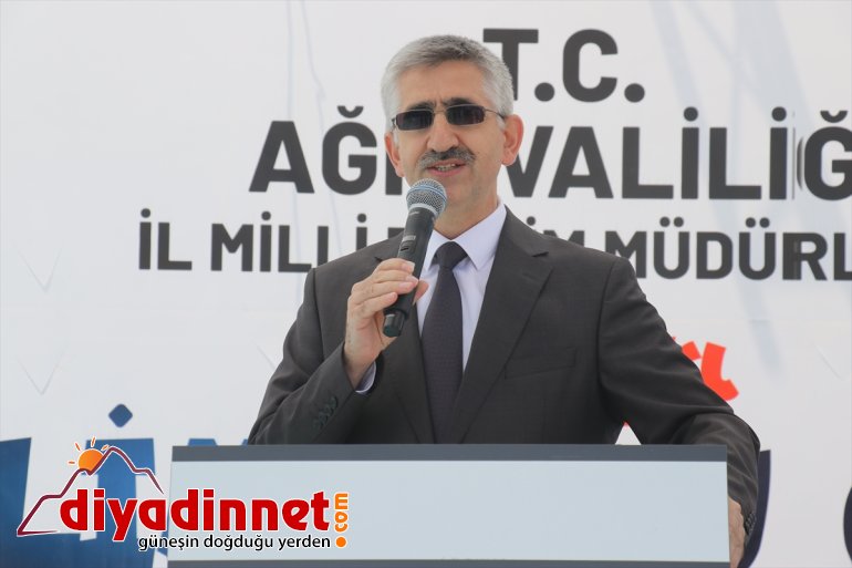 bilim açılışında Bakan Eğitim Yılmaz, şenliğinin konuştu Yardımcısı Milli AĞRI - 5