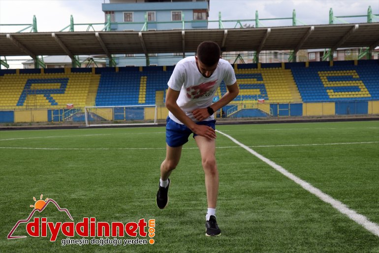forma ayda hedefi görme - Türkiye AĞRI Üç şampiyonu milli atletin engelli olan 2