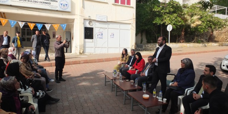 AK Parti Elazığ Milletvekili Zülfü Tolga Ağar Keban'da partililerle bayramlaştı
