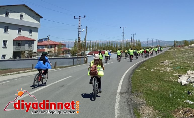 Ağrı'da 10. Yeşilay Bisiklet Turu yapıldı