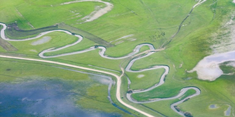 Ardahan'ın menderesleri helikopterden görüntülendi