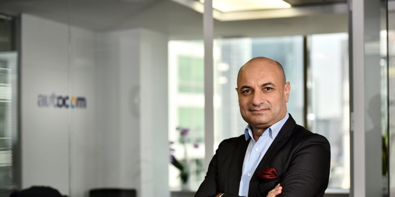 Autocom'un yeni dijital asistanı UKA ile konuşarak araç için fiyat alınabiliyor
