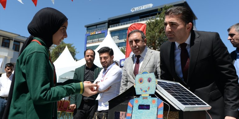 Bingöl'de Avrupa Mesleki Beceriler Haftası Fuarı düzenlendi