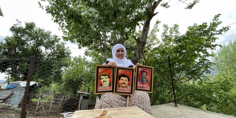 Üç evladını teröre kurban veren şehit annesinin buruk Anneler Günü