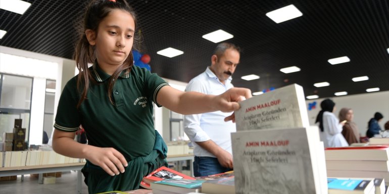 Bingöl Üniversitesi 4. Kitap Fuarı açıldı