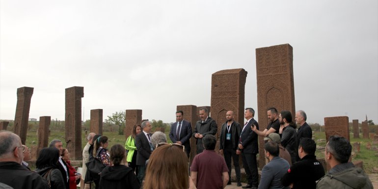 "Tarihin Görgü Tanıkları Ayağa Kalkıyor Projesi Ahlat Çalıştayı" sona erdi