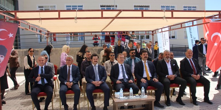 Hakkari'de "3. Stem ve Bilişimle Üretim Şenliği" yapıldı