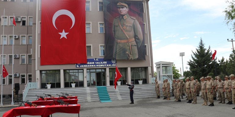 Iğdır'da engellilerin bir günlük askerlik sevinci