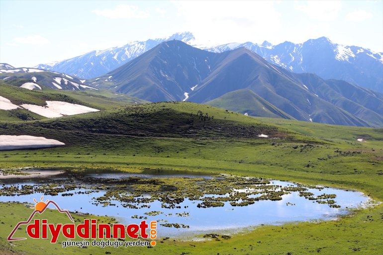 karlar Iğdır ediyor dağlarda Ağrı erimeye ile devam sınırındaki 10