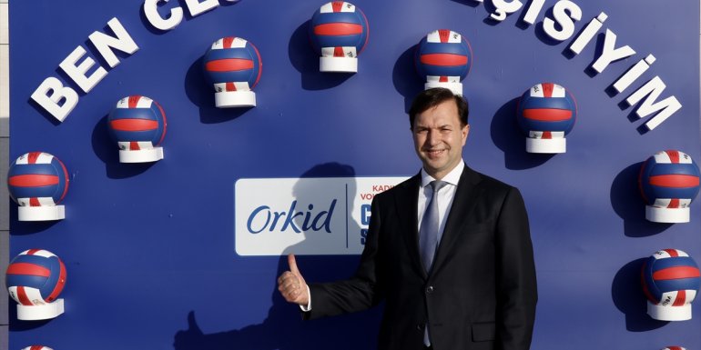 A Milli Kadın Voleybol Takımı'nın 19 yıllık ana sponsoru Orkid, 3 yıllık yeni anlaşmayla bu desteğini sürdürecek