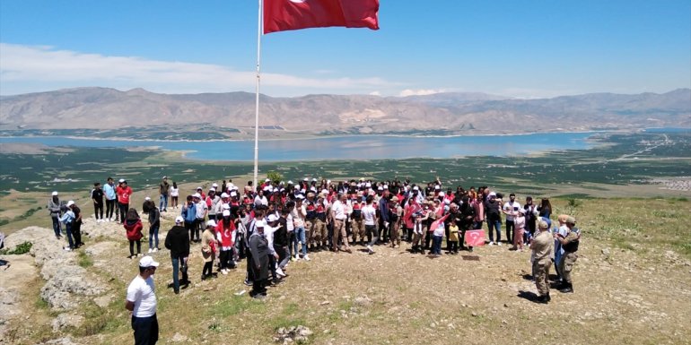 Kale'de doğa yürüyüşü ve uçurtma şenliği düzenlendi