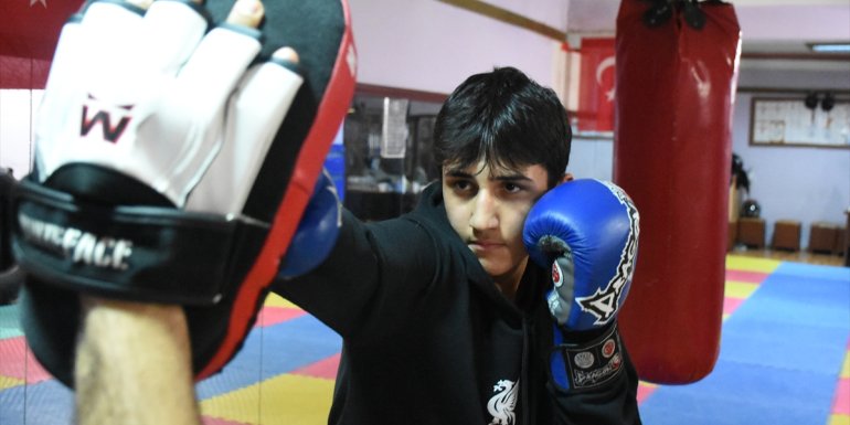 Genç sporcu Miraç Özgenel, üç branşta Türkiye şampiyonluğu hedefliyor: