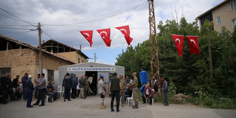 Piyade Sözleşmeli Er Tekedereli'nin şehadet haberi Malatya'daki ailesine verildi