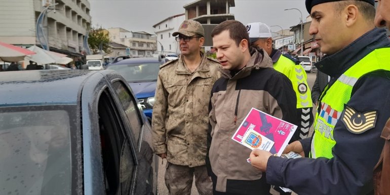 Malazgirt'te "Yayalar için 5 adımda güvenli trafik" uygulaması