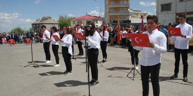 Malazgirt'te 19 Mayıs Atatürk'ü Anma Gençlik ve Spor Bayramı kutlandı