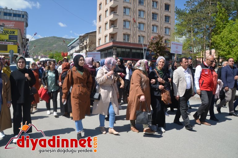 Muş'ta "Aile Haftası" kapsamında farkındalık yürüyüşü yapıldı