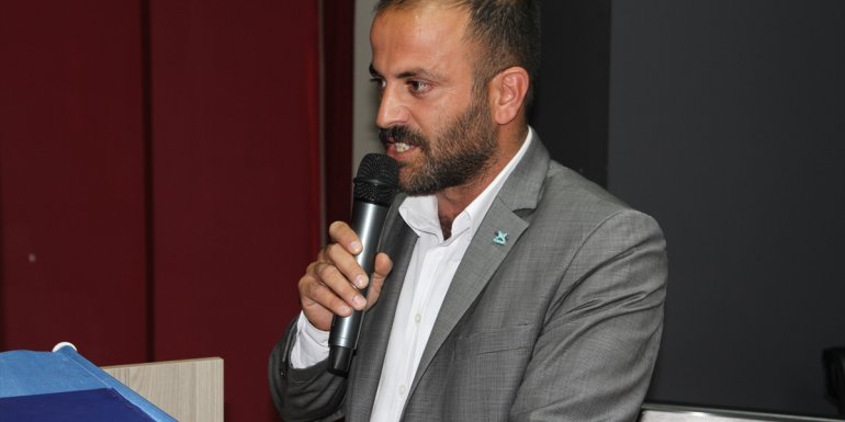 Solhan'da "Dijital dünya ve dijitalizm" konulu seminer düzenlendi