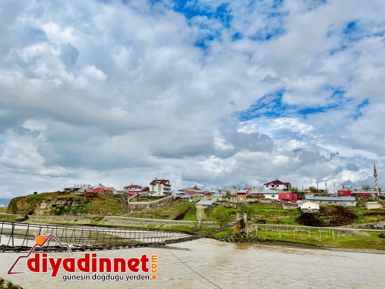 Tarihi Asma Köprü, manzarasıyla göz kamaştırıyor2