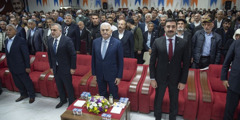 AK Parti'li Yıldırım, Tunceli'de partisinin Genişletilmiş İl Danışma Meclisi Toplantısı'nda konuştu: