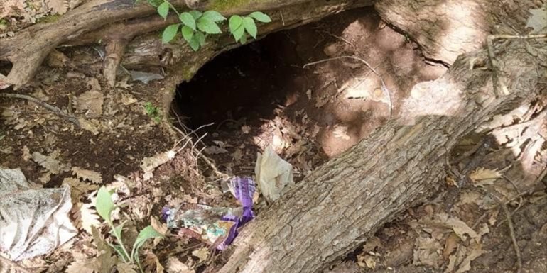 Tunceli'de teröristlerin kullandığı 10 sığınak imha edildi