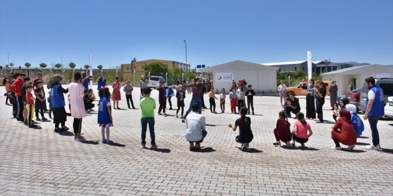 Ukrayna'dan Elazığ'a getirilen Ahıska Türkü çocuklar için etkinlik düzenlendi