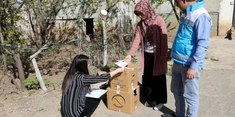 Van Büyükşehir Belediyesinden çölyak hastalarına glütensiz gıda yardımı