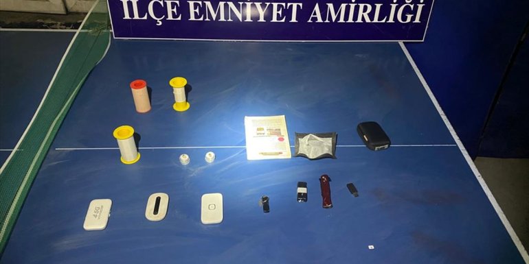 Van'da cerrahi maskeye gizlenmiş kopya düzeneği ele geçirildi