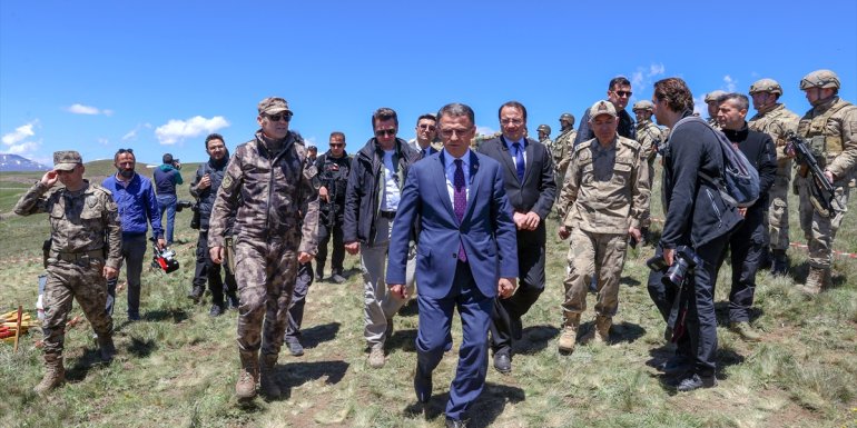 Van-İran sınırındaki güvenlik duvarı çalışmaları sürüyor