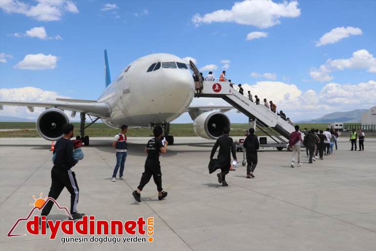 göçmen uyruklu gönderildi ülkelerine - AĞRI Afgan düzensiz 499 12