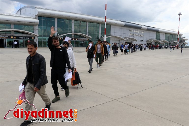 Afgan - göçmen uyruklu ülkelerine gönderildi düzensiz AĞRI 499 5