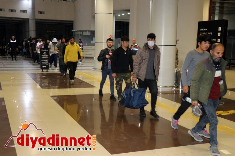 düzensiz - uyruklu AĞRI 499 gönderildi Afgan ülkelerine göçmen 6