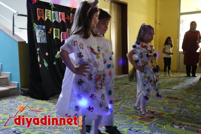 malzemelerle defilesi Ağrı