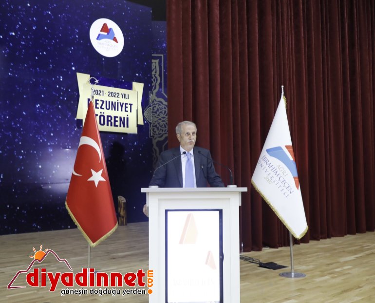 Ağrı İbrahim Çeçen Üniversitesi 2021-2022 akademik yılı mezuniyet töreni düzenlendi7