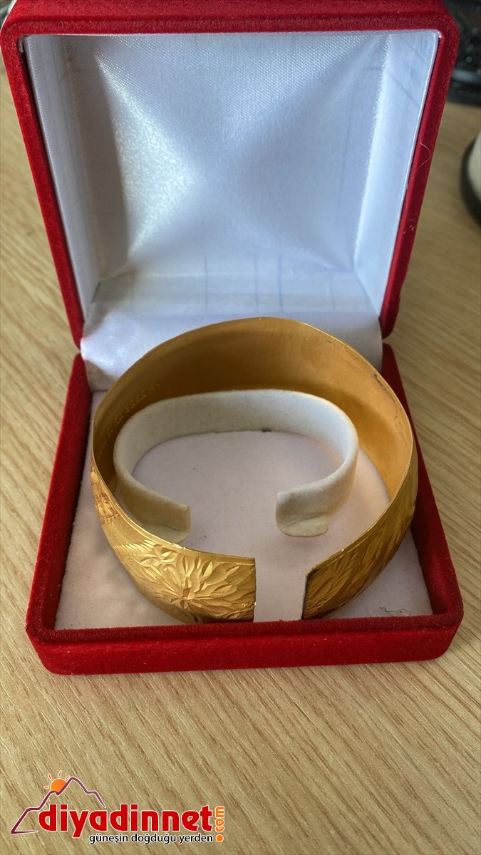 hırsızlık - yansıdı kamerasına güvenlik AĞRI Kuyumcudan 1