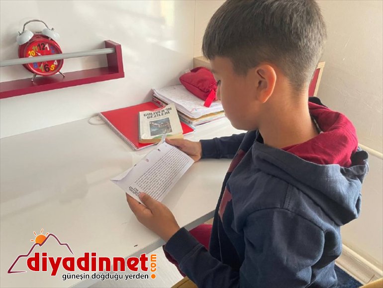 Ağrılı öğrenci kayak takımı için biriktirdiği harçlığını SMA hastasına bağışladı