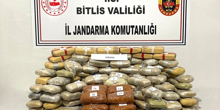 Bitlis'te bir tırda 89 kilo 600 gram uyuşturucu bulundu